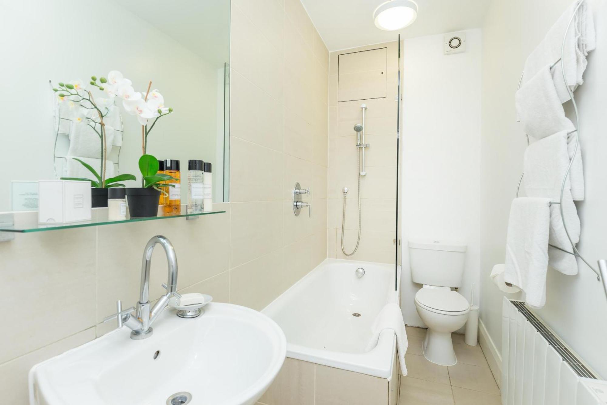 Picton 2Br Apartment - Prime Location & Comfort London Exterior foto